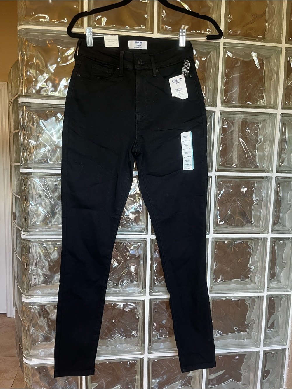 Levi's Black Women's Skinny Jeans